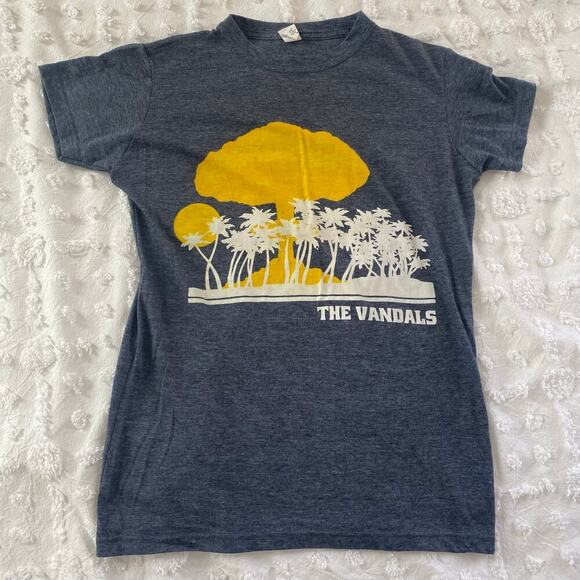 the vandals Tops - The Vandals Womens T-Shirt Size Medium Punk Rock Palm Trees